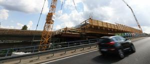 Auf Potsdams Straßen wird in den Herbstferien gebaut.