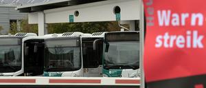 Für Freitag hat Verdi erneut zu einem Warnstreik, wie hier am 29. September 2020, aufgerufen. 