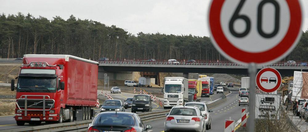Autobahnbaustelle an der A 10 (Archivbild).