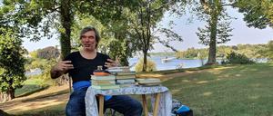 Micha Wildenhain bei einer Veranstaltung im Park Babelsberg.