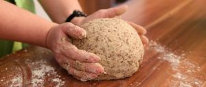 Brot kann man auch selbst backen. 