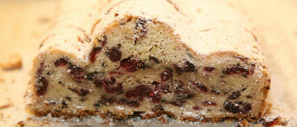 Auch originalverpackter Stollen kann gespendet werden. 