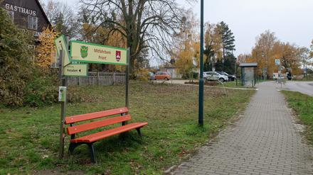 Eine Mitfahrbank in Priort