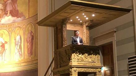 Oberbürgermeister Mike Schubert (SPD) hielt in der Nikolaikirche eine Bürgerpredigt.