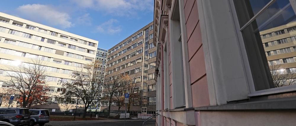 Die Zahl der Corona-Patienten im Bergmann-Klinikum wächst. 
