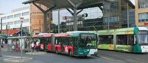 Mit Potsdams Bussen und Trams kommt man schneller voran als in Berlin.