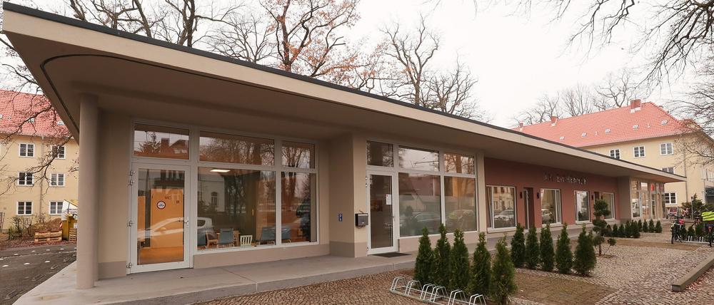 Das neue Gesundheitszentrum an der Brunnensiedlung in der Heinrich-Mann-Allee.