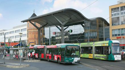 Auf mehren Bus- und Tramlinien gibt es Änderungen.