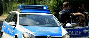 Wegen der Vorfälle waren 22 Beamte im Einsatz (Symbolbild).