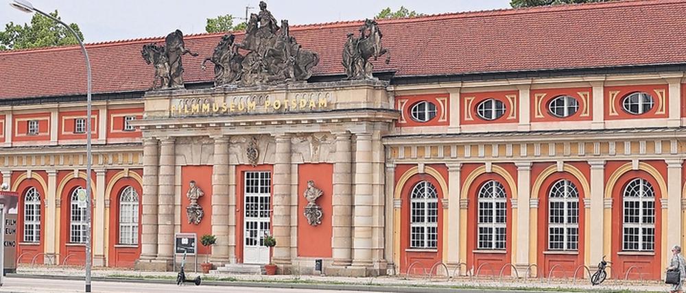 Heimat des Films. Seit gut 40 Jahren sitzt das Filmmuseum im Marstall. 