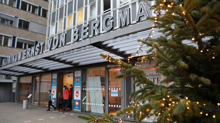 Das Klinikum "Ernst von Bergmann" am Sonntag