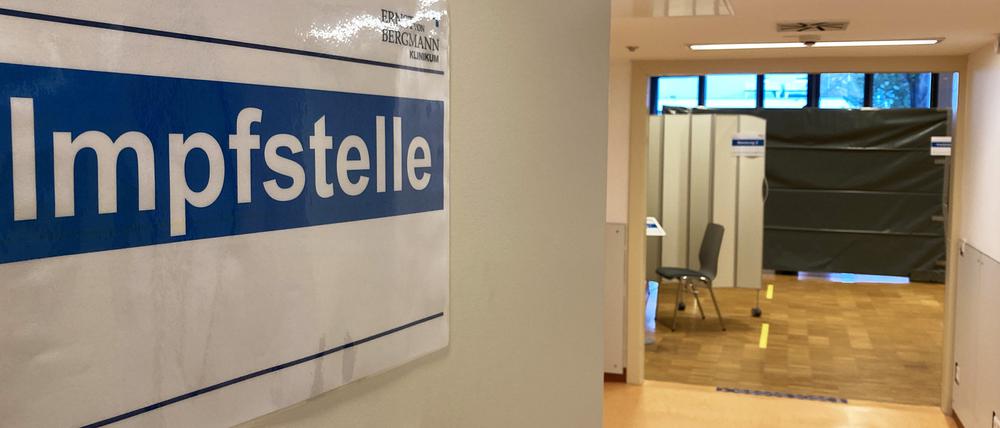 Blick in das kurzfristig eingerichtete Impfzentrum im Ernst-von-Bergmann-Klinikum in Potsdam.