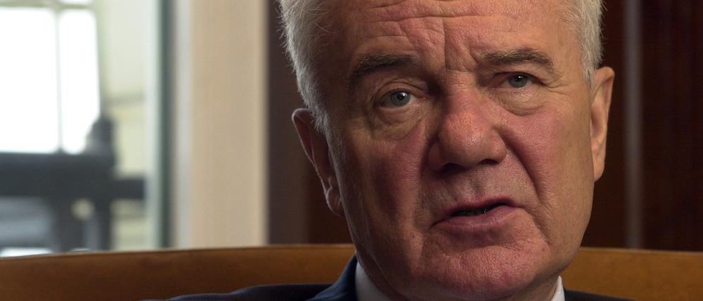 Manfred Stolpe (SPD) im Jahr 2003, damals Bundesminister für Verkehr, Bau- und Wohnungswesen. Stolpe starb am 29. Dezember 2019.