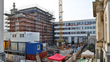 Zwischen Garnisonkirchturm und Rechenzentrum bleibt es spannend. 
