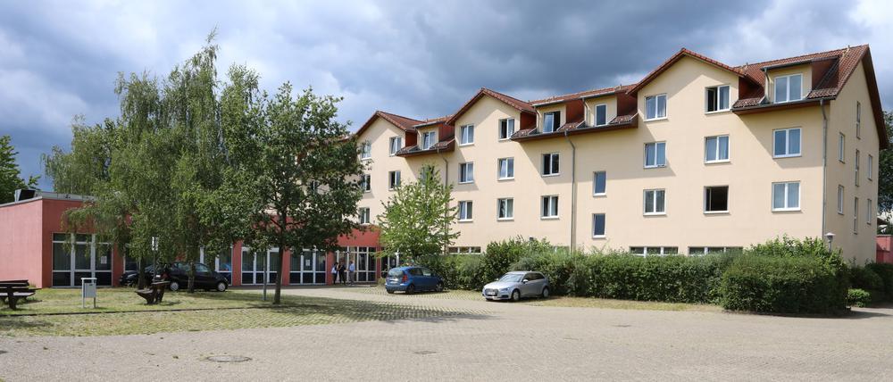 In Potsdam-Mittelmark sind die Unterkünfte für Geflüchtete, wie das "Haus Polygon" in Michendorf, ausgelastet.