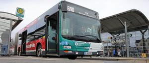 ViP Bus am Potsdamer Hauptbahnhof.