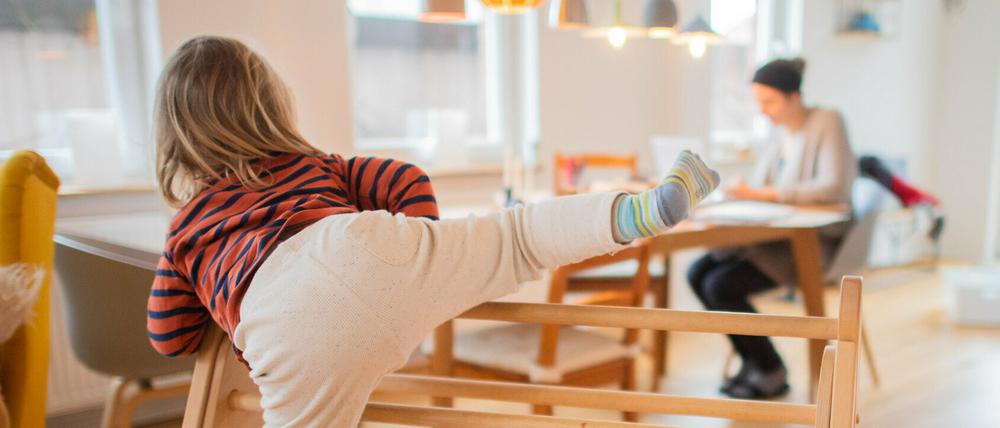 Belastung für Eltern: Kinderbetreuung und Homeoffice in Pandemiezeiten.