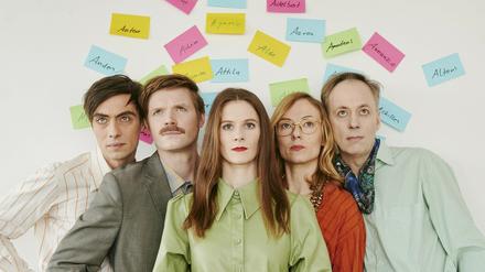 "Der Vorname" in der Regie von Moritz Peters mit Henning Strübbe, Hannes Schumacher, Ulrike Beerbaum, Franziska Melzer und Philipp Mauritz.