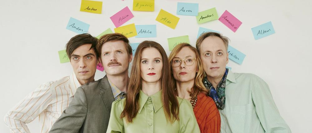 "Der Vorname" in der Regie von Moritz Peters mit Henning Strübbe, Hannes Schumacher, Ulrike Beerbaum, Franziska Melzer und Philipp Mauritz.