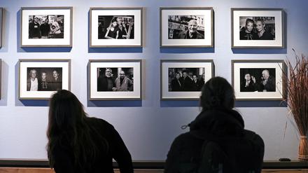 50 Bilder aus der jüngeren und älteren Geschichte des Babelsberger Thalia-Kinos zieren ab sofort die Wände es Kino-Lokals "Konsum".