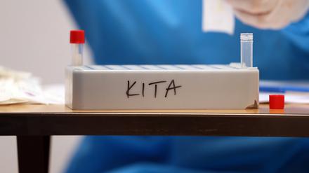 Die Schnelltests für das Kita-Personal sorgen weiter für Fragen.