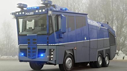 Blauer Kastenwagen: In Brandenburg kommen die neuen Wasserwerfer nur selten zum Einsatz