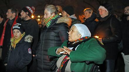 Am Tag nach dem Anschlag wurde im Vorjahr eine Mahnwache in Potsdam abgehalten.