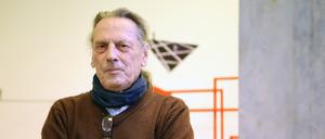 Hubertus von der Goltz hat sein Atelier in der Nähe des Kunsthauses im Potsdamer Ulanenweg, das er mit gründete. 