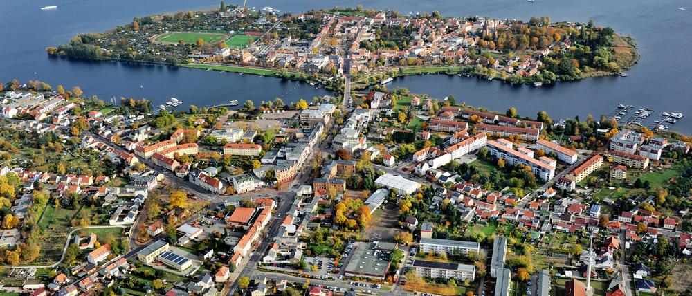 Kampf um die "Lufthoheit"? Die Jungpolitiker der Wählervereinigung Stadtmitgestalter polarisieren in Werder (Havel).