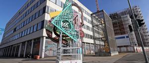 Über den Standort von Rechenzentrum und Garnisonkirche wird diskutiert.