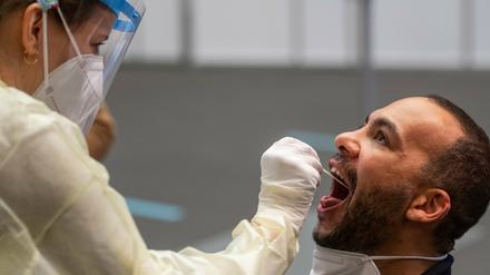Schnelltests wie hier in Berlin wird es in Potsdam-Mittelmark vorerst nicht geben