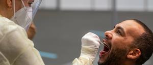 Schnelltests wie hier in Berlin wird es in Potsdam-Mittelmark vorerst nicht geben