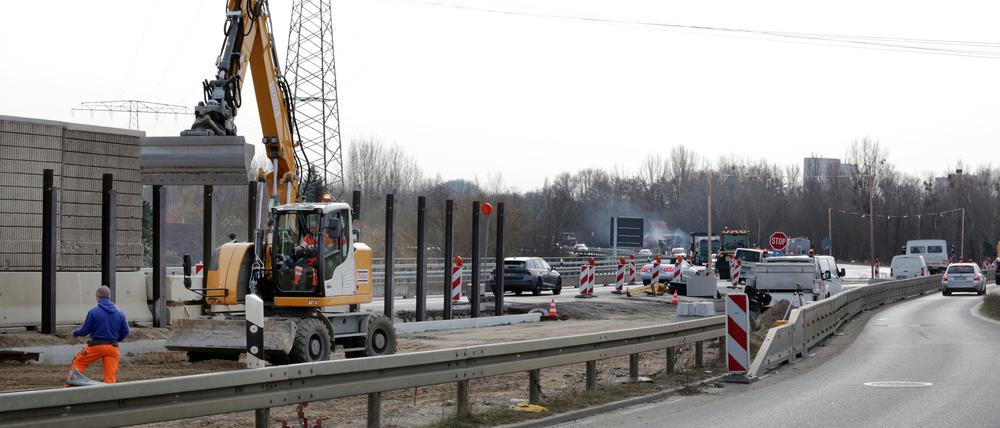 Die Großbaustelle Nuthestraße in Potsdam. 
