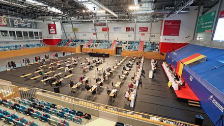 Potsdams Stadtverordnetenversammlung in der MBS-Arena