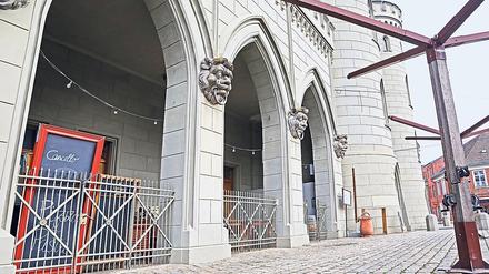 Betreibersuche. Neun Bewerber haben Interesse am West-Flügel. 