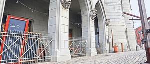 Betreibersuche. Neun Bewerber haben Interesse am West-Flügel. 