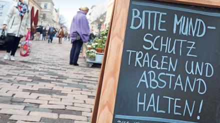 Nicht jeder achtet auf das Tragen eines Mund-Nasen-Schutz in bestimmten Bereichen des öffentlichen Lebens. 