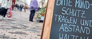 Nicht jeder achtet auf das Tragen eines Mund-Nasen-Schutz in bestimmten Bereichen des öffentlichen Lebens. 