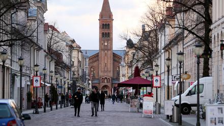 In der Brandenburger Straße in Potsdam herrscht Maskenpflicht. 