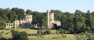 Rund um das Schloss Babelsberg wird eine Schnitzeljagd veranstaltet.