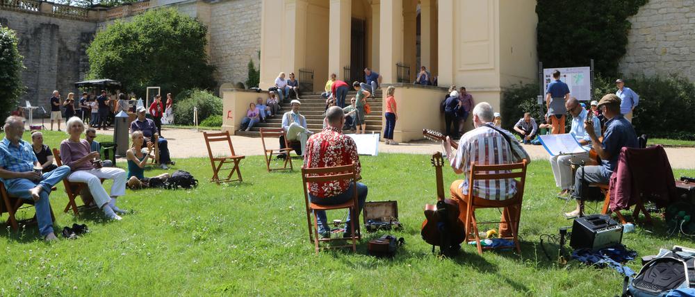Ein Konzert im Rahmen der Fête de la Musique auf dem Pfingstberg (2020).