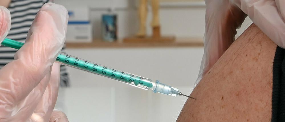 In Brandenburg dürfen jetzt auch die Hausärzte gegen Corona impfen.