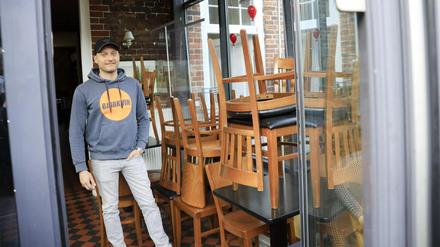 Manuel Hansen in seinem Restaurant Maison Charlotte in der Mittelstraße. 
