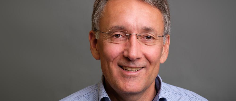 Pete Heuer (SPD) ist seit 2019 Vorsitzender der Stadtverordnetenversammlung der Stadt Potsdam.