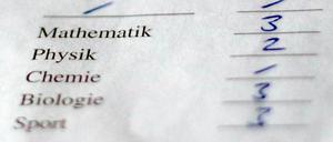 Landeselternrat und Linke in Brandenburg wollen weg von der Notengebung während der Pandemie. 