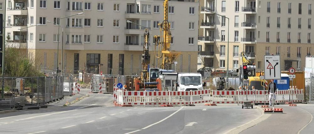 Die Leipziger Straße zwischen Speicherstadt und Leipziger Dreieck bleibt voll gesperrt.