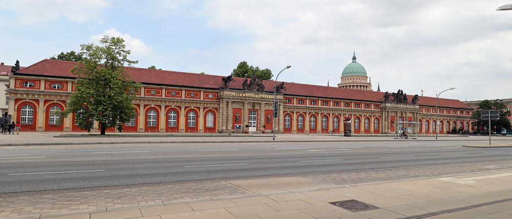 Der Bauausschuss wünscht sich etwas mehr Grün vor dem Filmmuseum