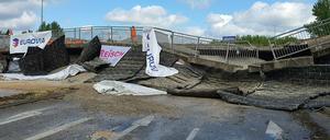 Die Brücke "20. Jahrestag der DDR" war in einem desolaten Zustand.