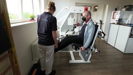 Clemens Liepe war schwer an Covid erkrankt. Jetzt ist er am Oberlin-Rehazentrum in ambulanter neurologischer Rehabilitation.