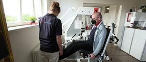 Clemens Liepe war schwer an Covid erkrankt. Jetzt ist er am Oberlin-Rehazentrum in ambulanter neurologischer Rehabilitation.